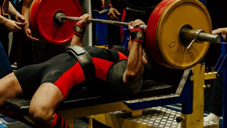 Strongman vs Powerlifting Difference