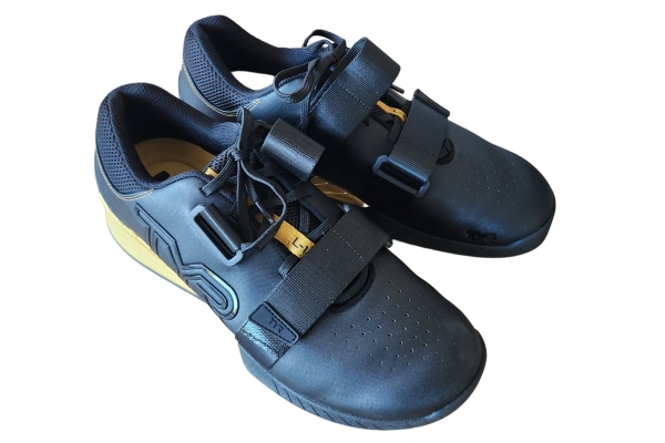 TYR L-1 Lifters Weightlifting Shoes